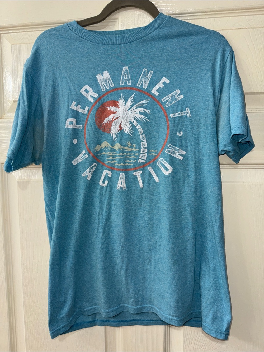 Sonoma Blue Graphic 'Permanent Vacation' Short Sleeve Tee